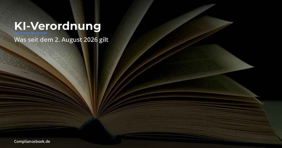Textoverlay KI-Verordnung auf einem Bild mit Gesetzbuechern - Symbolbild fuer die europaeische KI-Verordnung